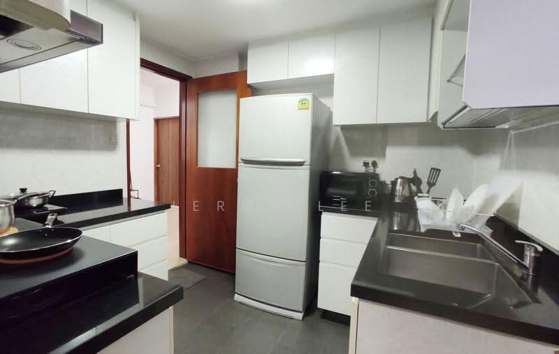 East Meadows, 34 Tanah Merah Kechil Road, Bedok / Upper East Coast, Room Rental, 165 sqft, Condominium For Rent, by Jeron Lee, 500276289 - Kitchen - PropertyGuru.com.sg