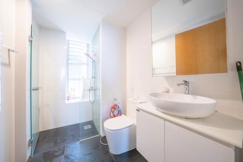 Oasis @ Elias, 60 - 72 Elias Road, Pasir Ris / Tampines, 2 Bedrooms, 980 sqft, Condominium For Sale, by Muhammad Gani Abdul Rahim, 500276292 - Common Bath - PropertyGuru.com.sg