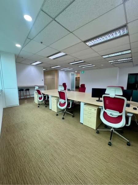 Royal Group Building, 3 3, Boat Quay / Raffles Place / Marina, 1,292 sqft, Office For Rent, by Roxanne Lee, 500276305 - CommercialGuru.com.sg