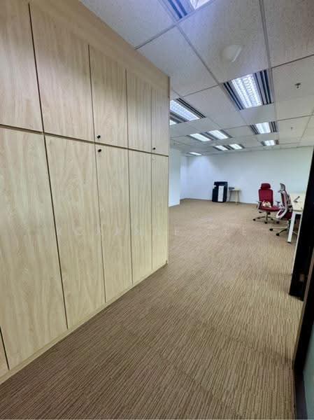 Royal Group Building, 3 3, Boat Quay / Raffles Place / Marina, 1,292 sqft, Office For Rent, by Roxanne Lee, 500276305 - CommercialGuru.com.sg