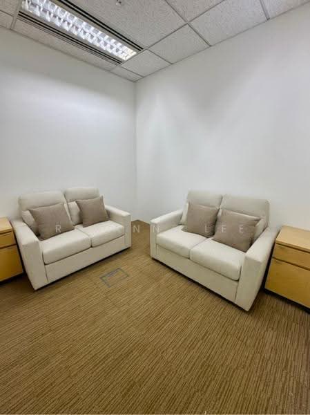 Royal Group Building, 3 3, Boat Quay / Raffles Place / Marina, 1,292 sqft, Office For Rent, by Roxanne Lee, 500276305 - CommercialGuru.com.sg