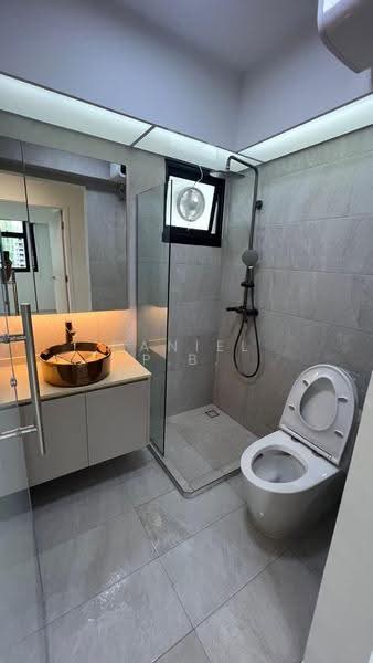 114A Alkaff Crescent, 114A Alkaff Crescent, Balestier / Toa Payoh, 2 Bedrooms, 732 sqft, HDB Flat For Sale, by Daniel P.B., 500276309 - Bathroom - PropertyGuru.com.sg