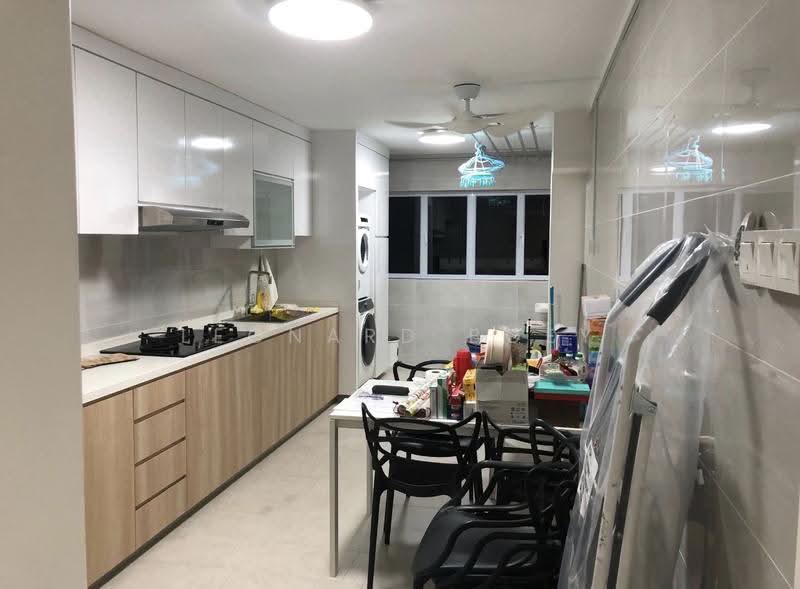 512 West Coast Drive, 512 West Coast Drive, Buona Vista / West Coast / Clementi New Town, 3 Bedrooms, 980 sqft, HDB Flat For Rent, by Leonard Boey, 500276318 - Kitchen - PropertyGuru.com.sg