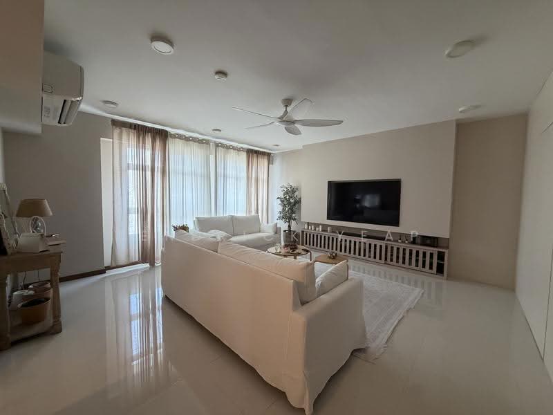382C Yishun Street 31, 382C Yishun Street 31, Sembawang / Yishun, Room Rental, 200 sqft, HDB Flat For Rent, by Kendrick Yeap, 500276319 - Living Room - PropertyGuru.com.sg