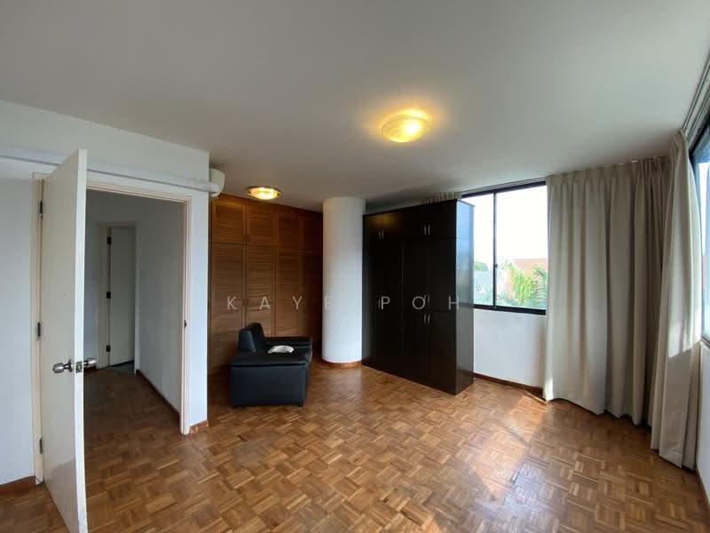 Siglap Center, 55 Siglap Road, East Coast / Marine Parade, 2 Bedrooms, 1,230 sqft, Apartment For Rent, by Kaye Poh, 500276338 - PropertyGuru.com.sg