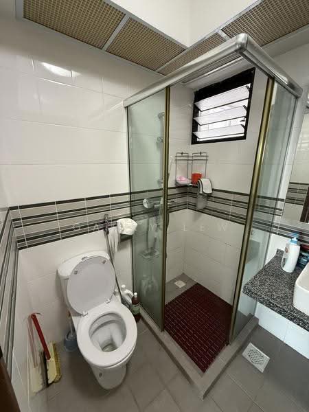 635B Senja Road, 635B Senja Road, Dairy Farm / Bukit Panjang / Choa Chu Kang, Room Rental, 80 sqft, HDB Flat For Rent, by Garry Lew, 500276339 - Bathroom - PropertyGuru.com.sg