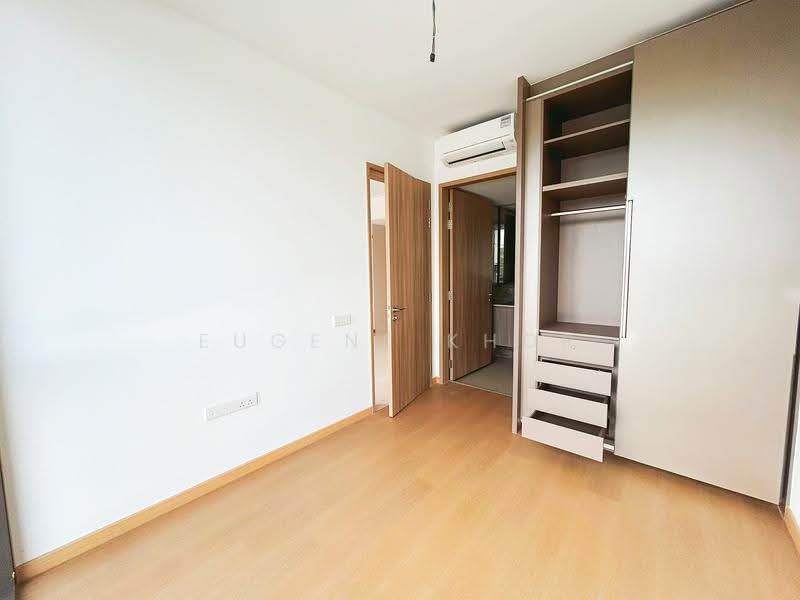 CHEAP!! 2 BED 2 BATH FOR SALE!!! QUIET AND CLOSE TO NATURE!!! GOOD CONNECTIVITY!!!, Dairy Farm / Bukit Panjang / Choa Chu Kang, 2 Bedrooms, 678 sqft, Condominium For Sale, by Eugene Khor, 500276345 - Bedroom - PropertyGuru.com.sg