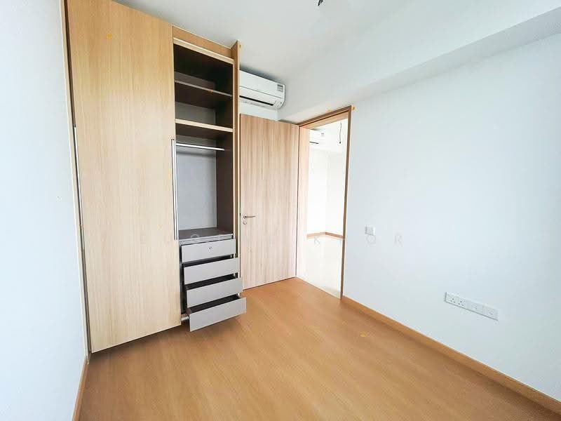 CHEAP!! 2 BED 2 BATH FOR SALE!!! QUIET AND CLOSE TO NATURE!!! GOOD CONNECTIVITY!!!, Dairy Farm / Bukit Panjang / Choa Chu Kang, 2 Bedrooms, 678 sqft, Condominium For Sale, by Eugene Khor, 500276345 - Bedroom - PropertyGuru.com.sg