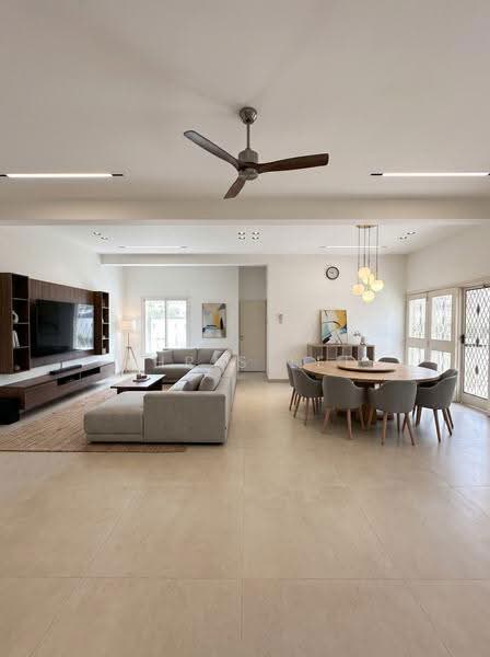 Sunset way, Sunset Way, Clementi Park / Upper Bukit Timah, 5 Bedrooms, 4,200 sqft, Bungalow House For Sale, by Chris Lee, 500276352 - Living Room - PropertyGuru.com.sg