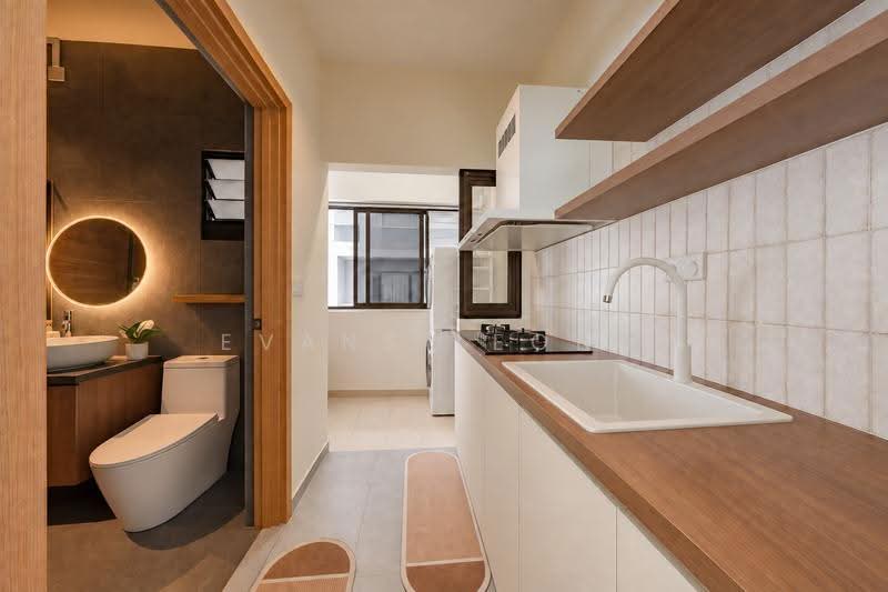 419A Northshore Drive, 419A Northshore Drive, Hougang / Punggol / Sengkang, 3 Bedrooms, 1,012 sqft, HDB Flat For Sale, by Evans Leong, 500276359 - Open Kitchen | Bathroom 1 | Serviceyard - PropertyGuru.com.sg