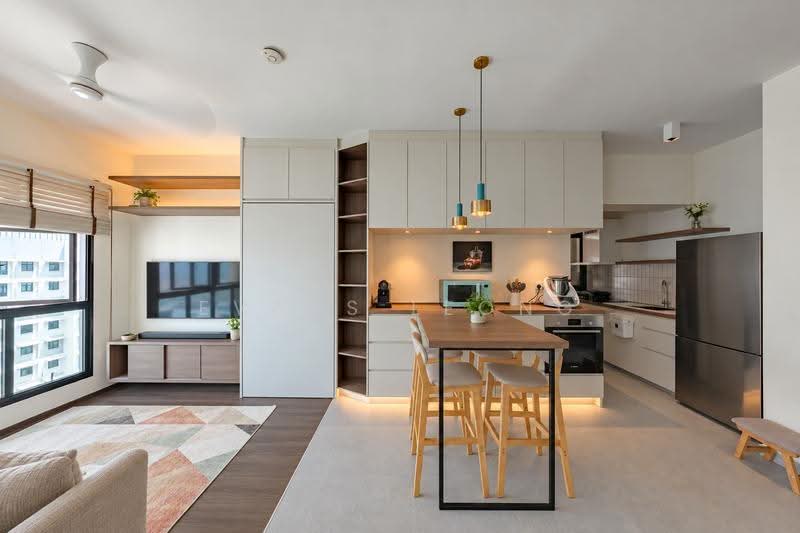 419A Northshore Drive, 419A Northshore Drive, Hougang / Punggol / Sengkang, 3 Bedrooms, 1,012 sqft, HDB Flat For Sale, by Evans Leong, 500276359 - Living & Dining Area (Side View) - PropertyGuru.com.sg