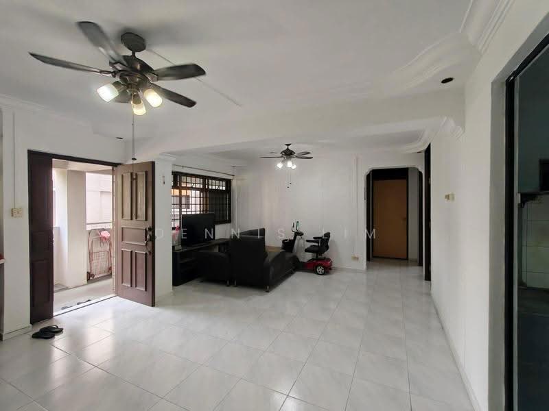 894D Woodlands Drive 50, 894D Woodlands Drive 50, Admiralty / Woodlands, 3 Bedrooms, 1,076 sqft, HDB Flat For Sale, by Dennis Lim, 500276371 - Living Room - PropertyGuru.com.sg