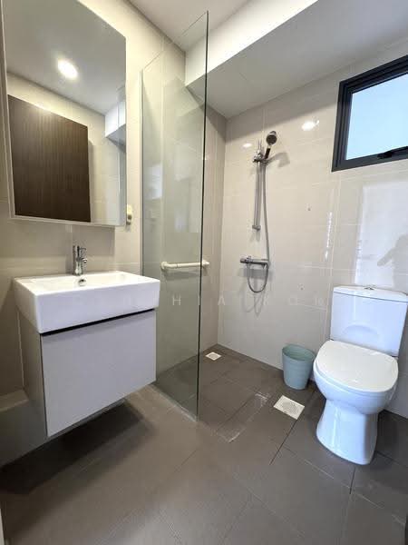 311C Clementi Avenue 4, 311C Clementi Avenue 4, Buona Vista / West Coast / Clementi New Town, 3 Bedrooms, 861 sqft, HDB Flat For Rent, by Cynthia Kor, 500276377 - Bathroom - PropertyGuru.com.sg