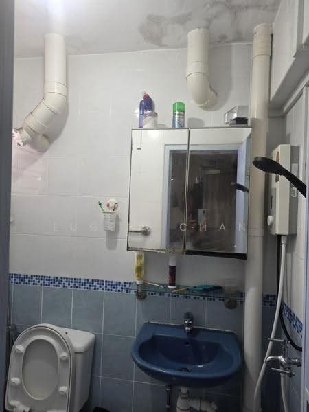 605 Ang Mo Kio Avenue 5, 605 Ang Mo Kio Avenue 5, Ang Mo Kio / Bishan / Thomson, 2 Bedrooms, 721 sqft, HDB Flat For Sale, by Eugene Chan, 500276381 - PropertyGuru.com.sg