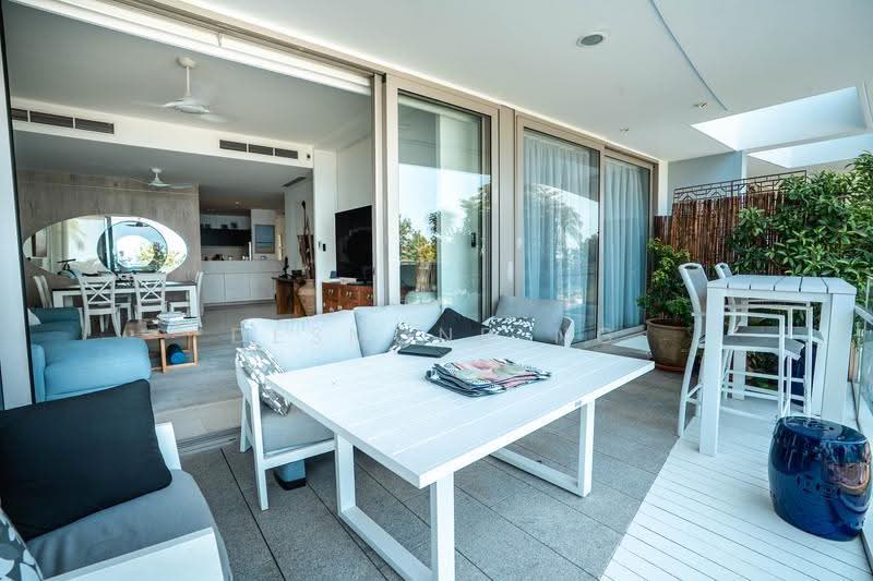 The Coast at Sentosa Cove, 276 Ocean Drive, Harbourfront / Telok Blangah, 3 Bedrooms, 2,056 sqft, Condominium For Sale, by Desmond Ng, 500276386 - Living Room - PropertyGuru.com.sg