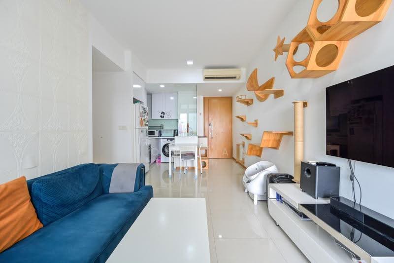 The Trilinq, Jalan Lempeng, Buona Vista / West Coast / Clementi New Town, 2 Bedrooms, 710 sqft, Condominium For Sale, by Jon Tan, 500276399 - Living Room - PropertyGuru.com.sg