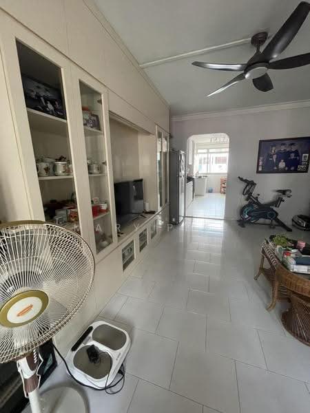 419 Fajar Road, 419 Fajar Road, Dairy Farm / Bukit Panjang / Choa Chu Kang, Room Rental, 120 sqft, HDB Flat For Rent, by Mary Phee, 500276403 - Living Room - PropertyGuru.com.sg