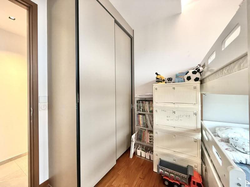 Stirling Residences, 23 Stirling Road, Alexandra / Commonwealth, 2 Bedrooms, 764 sqft, Condominium For Sale, by Kenneth Yeo, 500276408 - Bedroom - PropertyGuru.com.sg