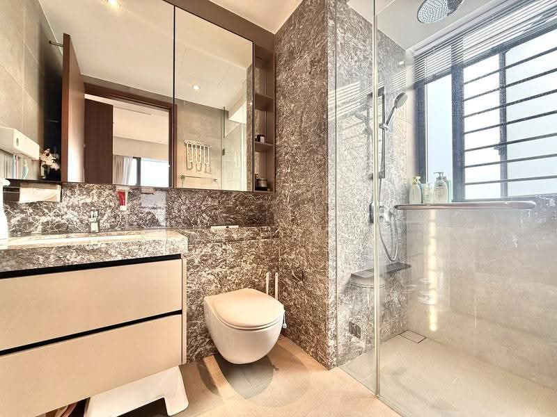 Stirling Residences, 23 Stirling Road, Alexandra / Commonwealth, 2 Bedrooms, 764 sqft, Condominium For Sale, by Kenneth Yeo, 500276408 - Bathroom - PropertyGuru.com.sg