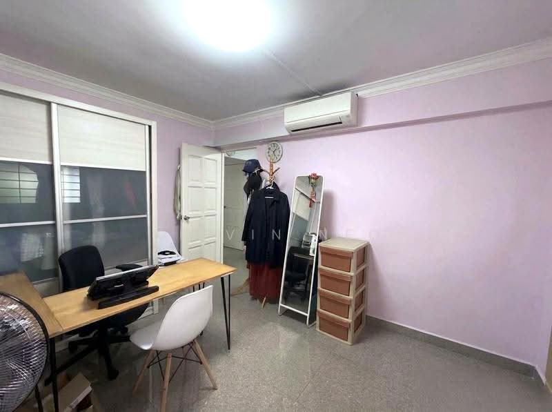 230 Bukit Batok East Avenue 3, 230 Bukit Batok East Avenue 3, Dairy Farm / Bukit Panjang / Choa Chu Kang, 2 Bedrooms, 721 sqft, HDB Flat For Sale, by Kelvin Neo, 500276415 - PropertyGuru.com.sg