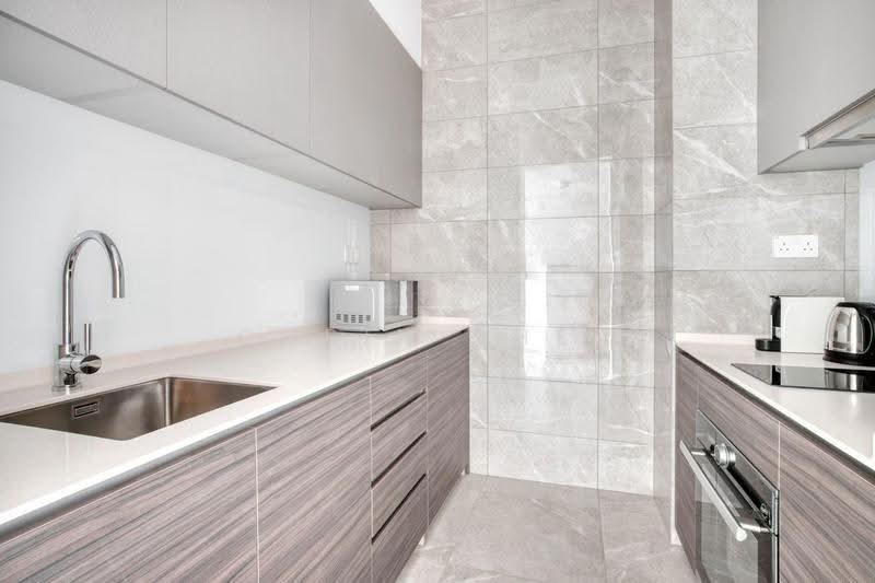 Stirling Residences, 21 Stirling Road, Alexandra / Commonwealth, 2 Bedrooms, 689 sqft, Condominium For Sale, by Corin Chen, 500276417 - Kitchen - PropertyGuru.com.sg