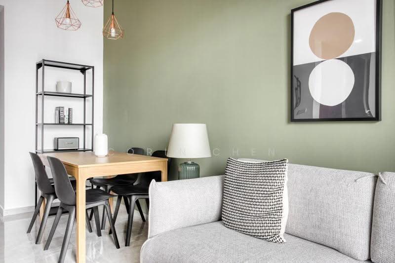 Stirling Residences, 21 Stirling Road, Alexandra / Commonwealth, 2 Bedrooms, 689 sqft, Condominium For Sale, by Corin Chen, 500276417 - Living Room - PropertyGuru.com.sg