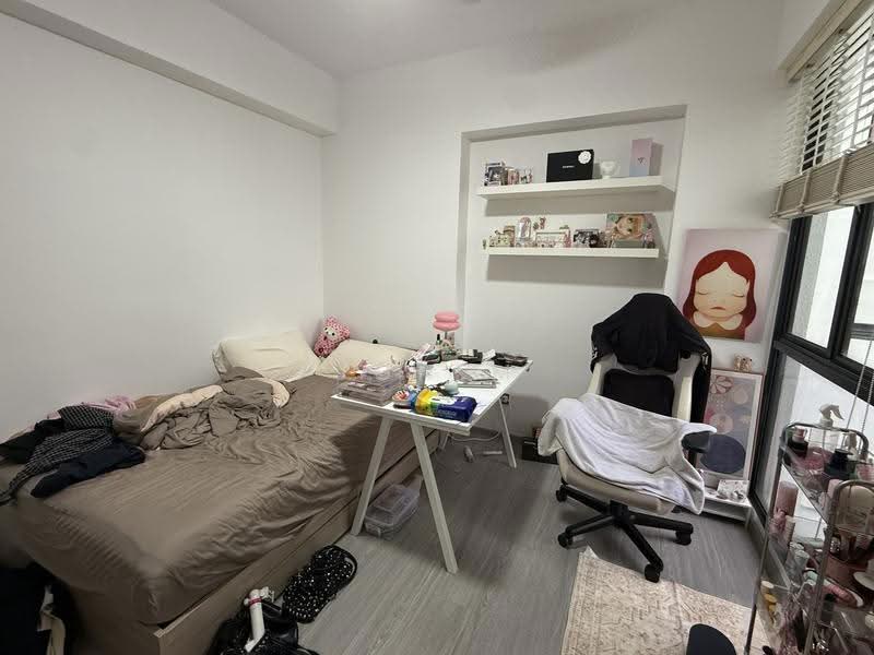 Regentville, 2 Hougang Street 92, Hougang / Punggol / Sengkang, 3 Bedrooms, 1,076 sqft, Condominium For Sale, by Jon M, 500276422 - Bedroom - PropertyGuru.com.sg