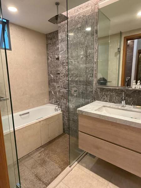 Watertown, 69 Punggol Central, Hougang / Punggol / Sengkang, 4 Bedrooms, 1,356 sqft, Condominium For Sale, by Edmund Zhou, 500276425 - Bathroom - PropertyGuru.com.sg