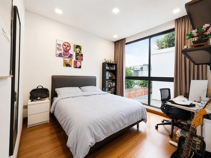 Dyson Road, Newton / Novena, 5 Bedrooms, 4,633 sqft, Semi-Detached House For Sale, by Yupar ., 500276432 - Bedroom - PropertyGuru.com.sg