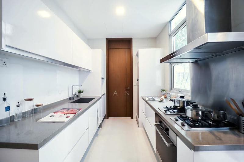 ✧ Freehold 3BR + Utility + Store + Private Lift, off Orchard Road, Emerald Hill Road | Orchard Road | Cairnhill Road, Orchard / River Valley, 3 Bedrooms, 1,851 sqft, Condominium For Sale, by Evon Tan 陈玉凤, 500276441 - Kitchen - PropertyGuru.com.sg
