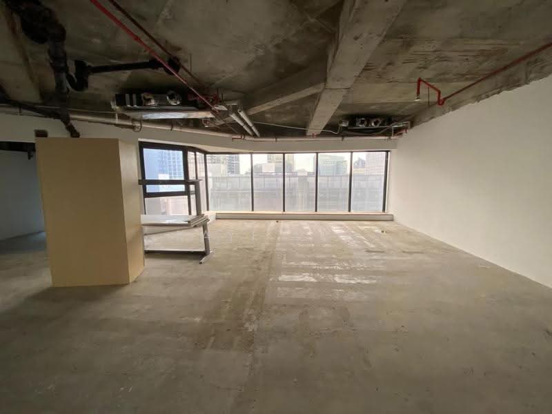 Tong Building, 302 Orchard Road, Orchard / River Valley, 1,457 sqft, Office For Rent, by Kaye Poh, 500276442 - Interior - CommercialGuru.com.sg