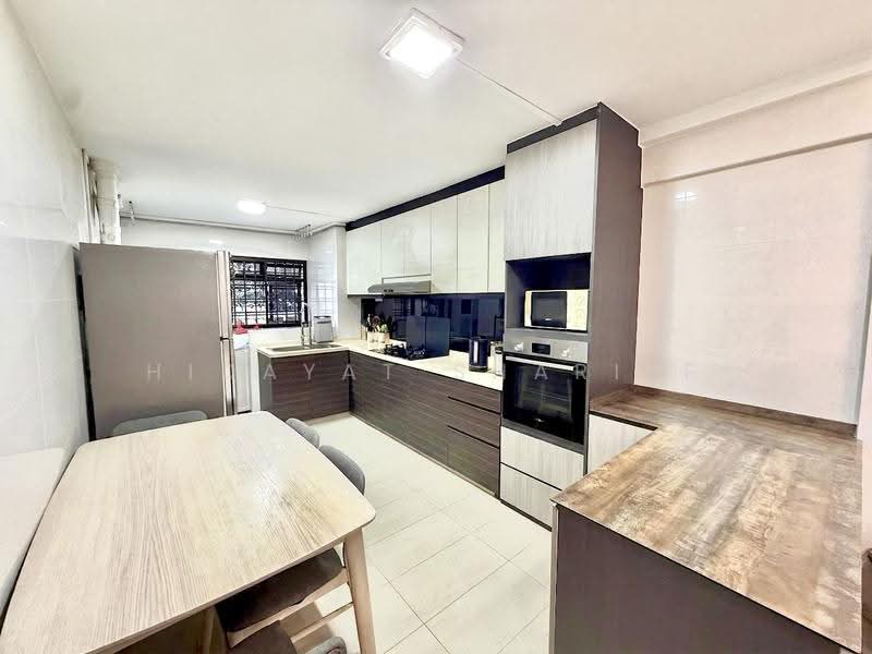 116 Bedok North Road, 116 Bedok North Road, Bedok / Upper East Coast, 2 Bedrooms, 786 sqft, HDB Flat For Sale, by Hidayat Shariff, 500276451 - Kitchen - PropertyGuru.com.sg