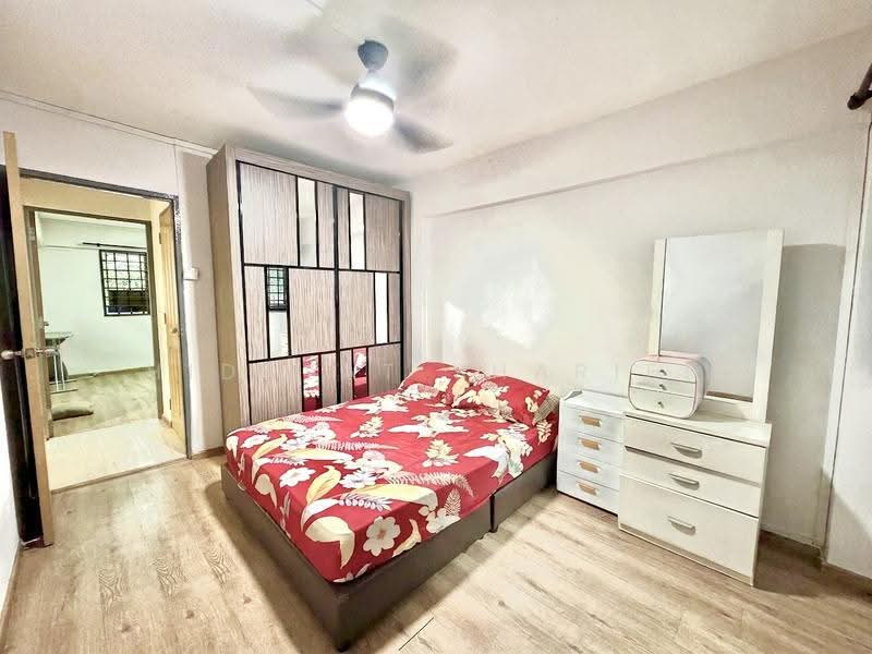 116 Bedok North Road, 116 Bedok North Road, Bedok / Upper East Coast, 2 Bedrooms, 786 sqft, HDB Flat For Sale, by Hidayat Shariff, 500276451 - Bedroom - PropertyGuru.com.sg