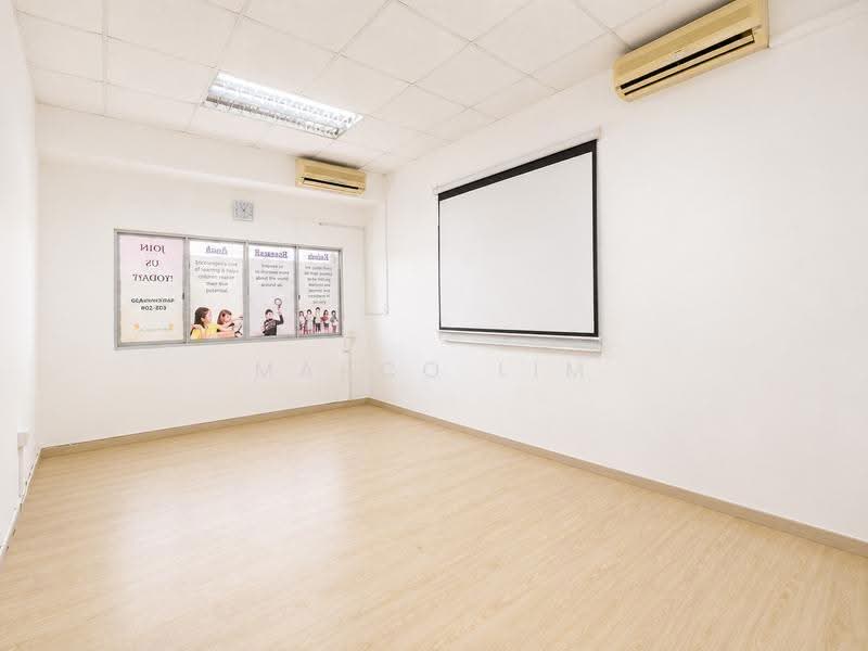 Upper Thomson Road Shop Houses, 272 Upper Thomson Road, Mandai / Upper Thomson, 1,700 sqft, Shop / Shophouse For Rent, by Marco Lim, 500276454 - Study - CommercialGuru.com.sg