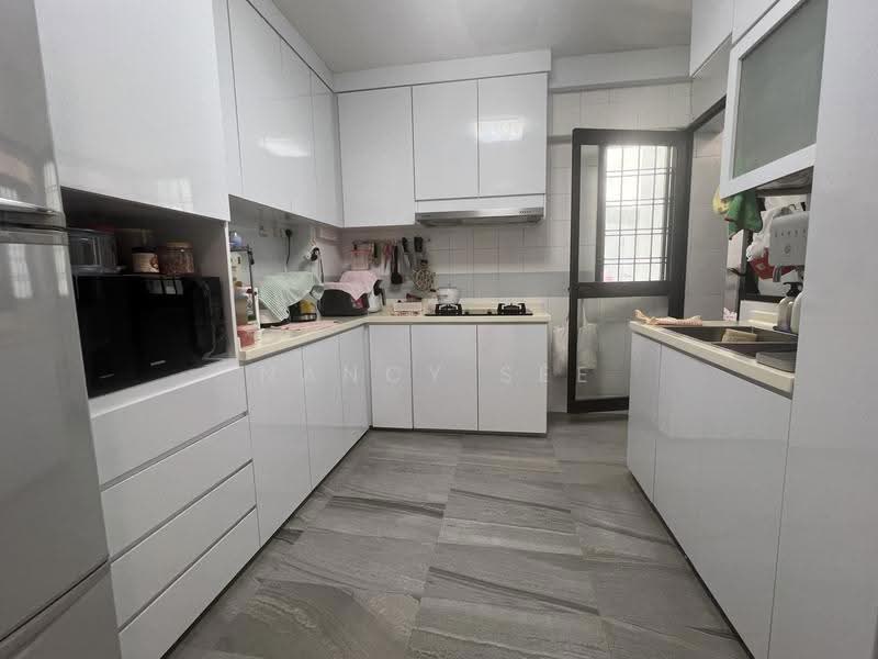 640 Choa Chu Kang Street 64, 640 Choa Chu Kang Street 64, Dairy Farm / Bukit Panjang / Choa Chu Kang, 3 Bedrooms, 1,076 sqft, HDB Flat For Sale, by Nancy See, 500276459 - Kitchen - PropertyGuru.com.sg