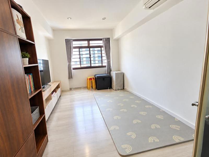 227B Compassvale Drive, 227B Compassvale Drive, Hougang / Punggol / Sengkang, 3 Bedrooms, 1,302 sqft, HDB Flat For Sale, by Ken Loh, 500276461 - PropertyGuru.com.sg