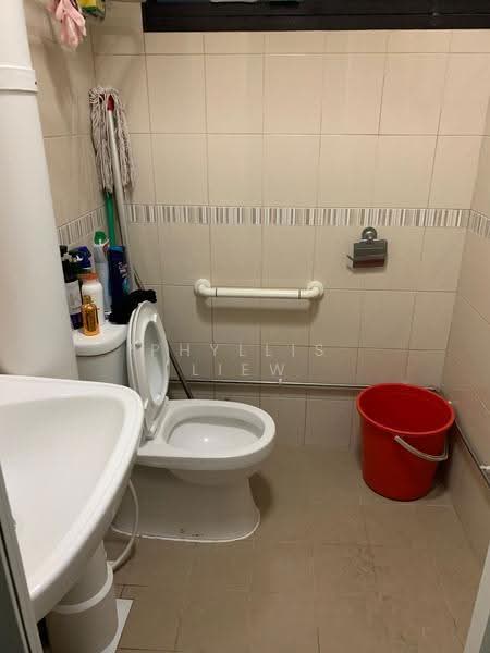 640 Yishun Street 61, 640 Yishun Street 61, Sembawang / Yishun, Room Rental, 110 sqft, HDB Flat For Rent, by Phyllis Liew, 500276482 - Bathroom - PropertyGuru.com.sg