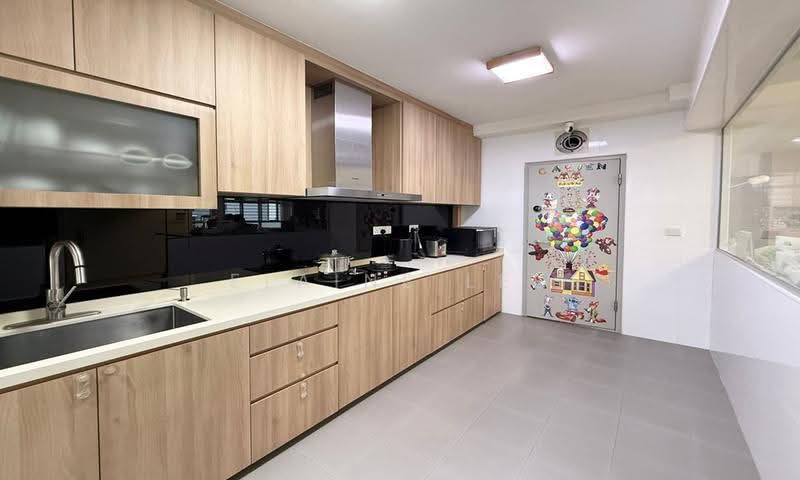 322B Sumang Walk, 322B Sumang Walk, Hougang / Punggol / Sengkang, 3 Bedrooms, 1,216 sqft, HDB Flat For Sale, by Elaine Lee, 500276490 - Kitchen - PropertyGuru.com.sg