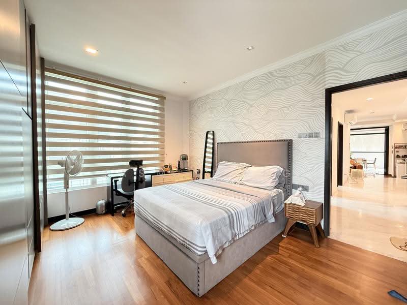 The Balmoral Spring, 3 Balmoral Crescent, Tanglin / Holland / Bukit Timah, 4 Bedrooms, 2,713 sqft, Condominium For Sale, by Jasmine Png, 500276507 - Master Bedroom - PropertyGuru.com.sg