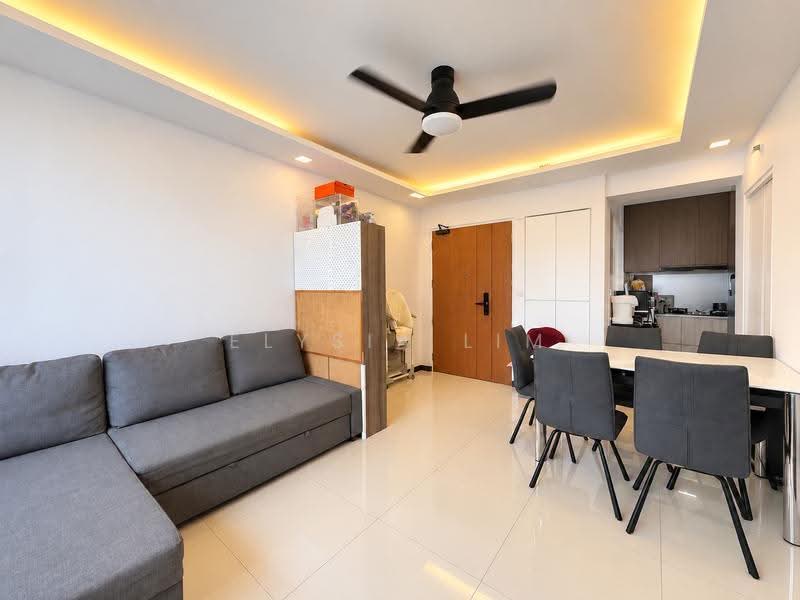494G Tampines Street 45, 494G Tampines Street 45, Pasir Ris / Tampines, 2 Bedrooms, 721 sqft, HDB Flat For Sale, by Elysia Lim, 500276514 - Living Room - PropertyGuru.com.sg