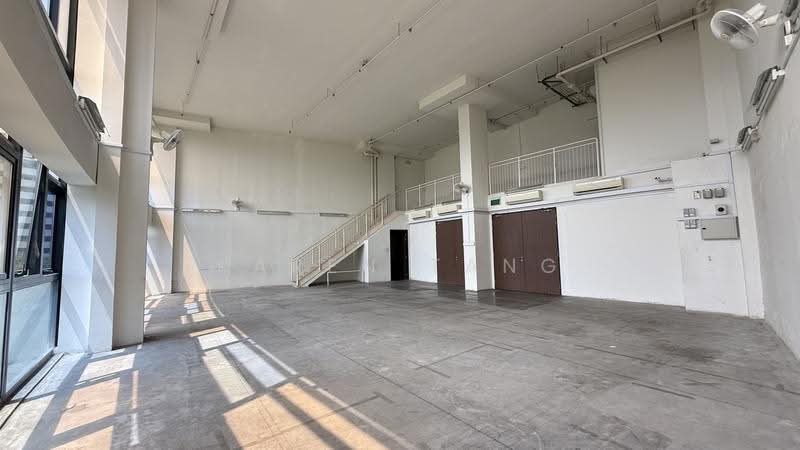 Apex @ Henderson, 201 Henderson Road Singapore, Alexandra / Commonwealth, 3,240 sqft, Light Industrial (B1) For Rent, by Karen Tang, 500276530 - Interior - CommercialGuru.com.sg