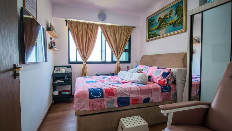 801A West Coast Crescent, 801A West Coast Crescent, Buona Vista / West Coast / Clementi New Town, 3 Bedrooms, 1,022 sqft, HDB Flat For Sale, by Arthur Lim, 500276533 - Common Bedroom 1 - PropertyGuru.com.sg