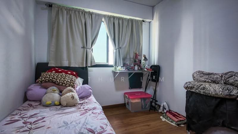 801A West Coast Crescent, 801A West Coast Crescent, Buona Vista / West Coast / Clementi New Town, 3 Bedrooms, 1,022 sqft, HDB Flat For Sale, by Arthur Lim, 500276533 - Common Bedroom 2 - PropertyGuru.com.sg