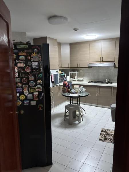 Parkshore, 201 Tanjong Rhu Road, East Coast / Marine Parade, 3 Bedrooms, 1,647 sqft, Condominium For Rent, by Osborn Yap, 500276540 - Kitchen - PropertyGuru.com.sg