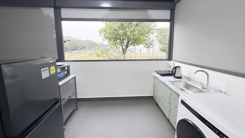 Westville, Westwood Avenue, Boon Lay / Jurong / Tuas, Room Rental, 150 sqft, Terraced House For Rent, by Philip Tay, 500276548 - Kitchen - PropertyGuru.com.sg