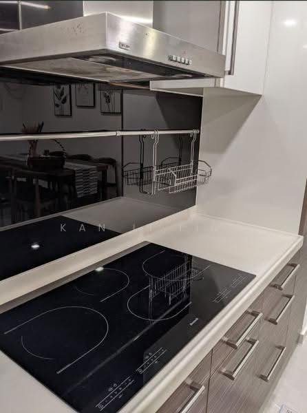 UE Square, 207 River Valley Road, Orchard / River Valley, 3 Bedrooms, 900 sqft, Apartment For Rent, by Kan Li Ling, 500276550 - Kitchen - PropertyGuru.com.sg