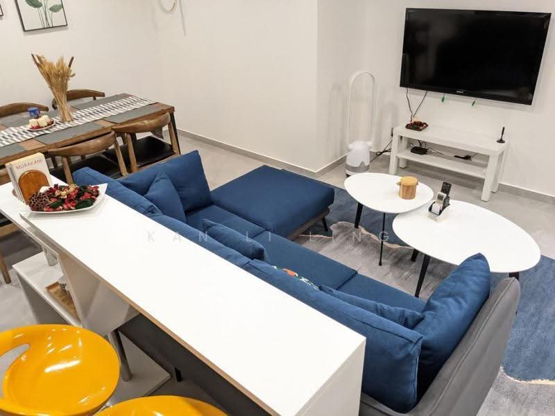 UE Square, 207 River Valley Road, Orchard / River Valley, 3 Bedrooms, 900 sqft, Apartment For Rent, by Kan Li Ling, 500276550 - Living Room - PropertyGuru.com.sg