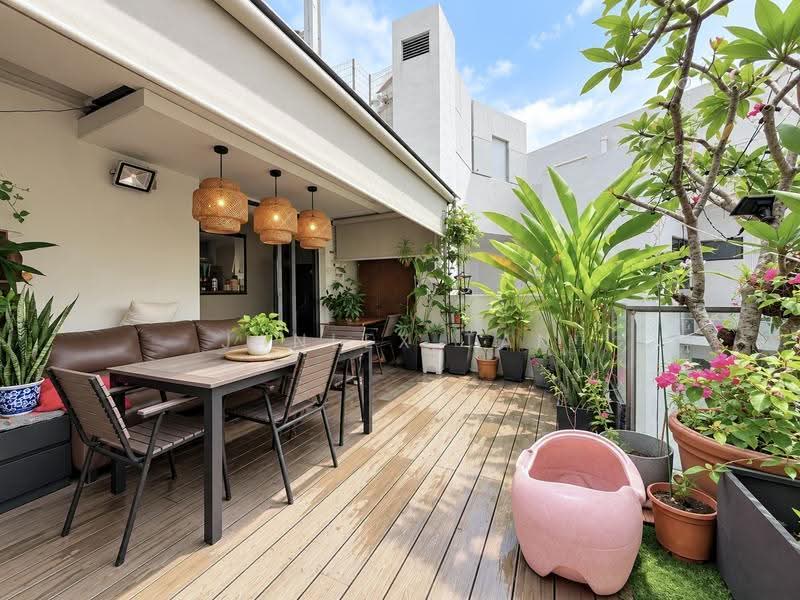 Riversound Residence, 5 Sengkang East Avenue, Hougang / Punggol / Sengkang, 3 Bedrooms, 2,390 sqft, Condominium For Sale, by Janlex Tan, 500276568 - Balcony - PropertyGuru.com.sg
