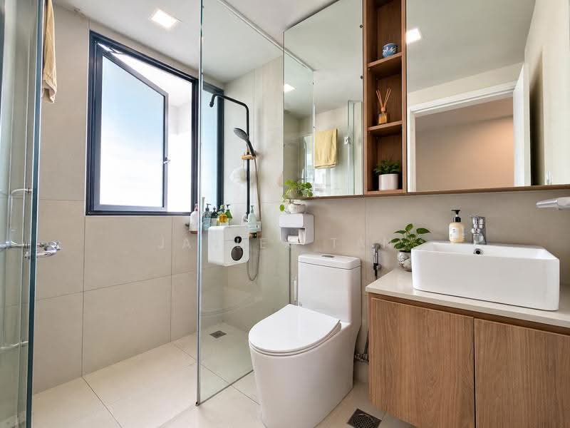 Riversound Residence, 5 Sengkang East Avenue, Hougang / Punggol / Sengkang, 3 Bedrooms, 2,390 sqft, Condominium For Sale, by Janlex Tan, 500276568 - Bathroom - PropertyGuru.com.sg
