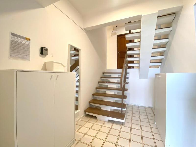 Pine Grove, 1N Pine Grove, Clementi Park / Upper Bukit Timah, Room Rental, 450 sqft, Condominium For Rent, by Leen Yap, 500276569 - Entrance - PropertyGuru.com.sg